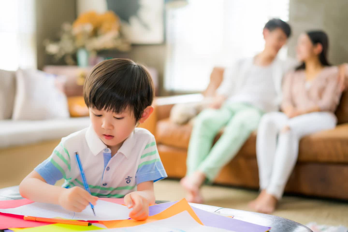 5 hành vi cho thấy cha mẹ đang khắt khe quá mức, gây áp lực khiến con mệt mỏi - Ảnh 1. 5 hành vi cho thấy cha mẹ đang khắt khe quá mức, gây áp lực khiến con mệt mỏi - Ảnh 1.
