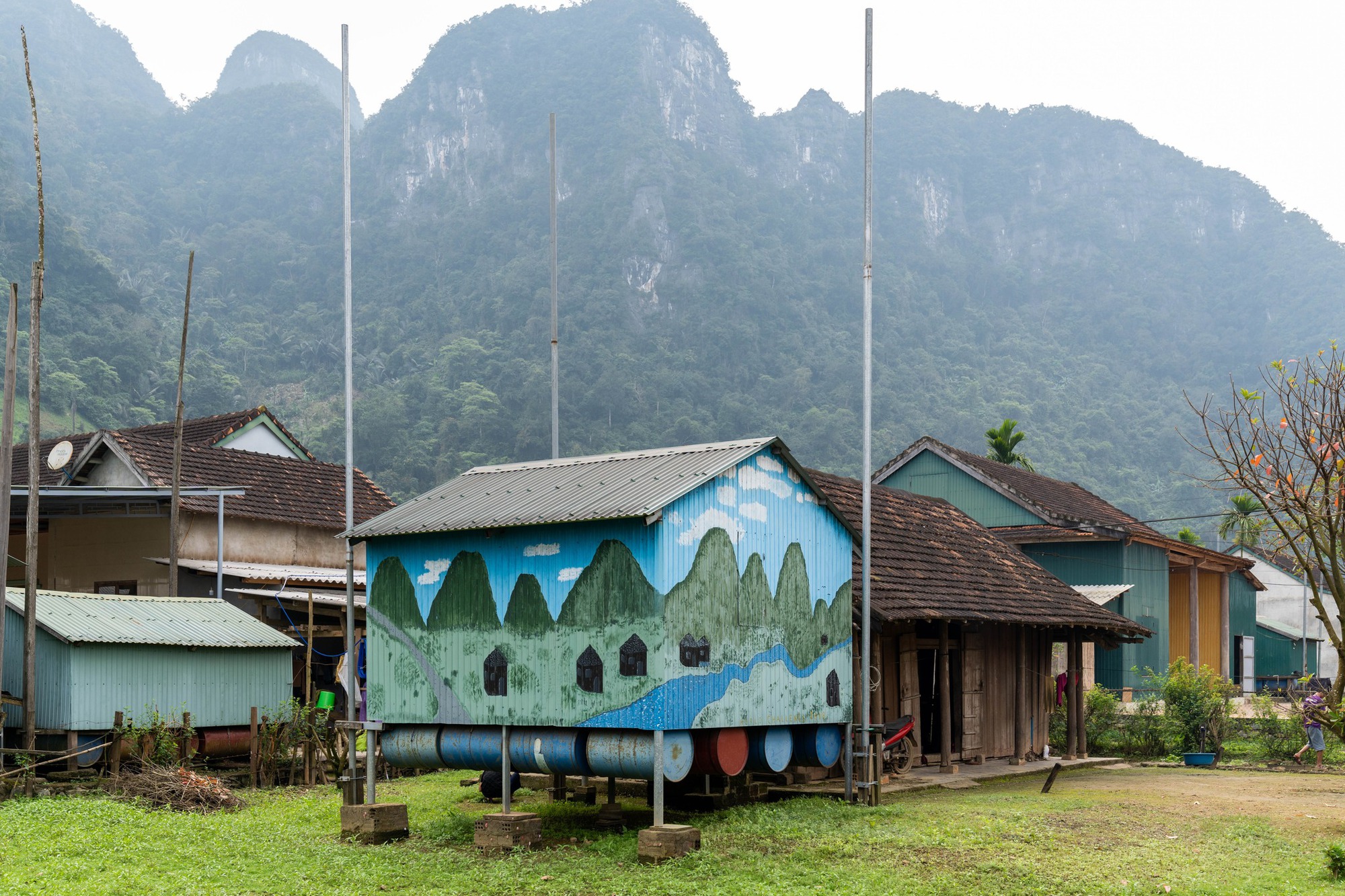 Ngoài bối cảnh King Kong, làng du lịch tốt nhất thế giới của Việt Nam còn có những gì? - Ảnh 3.