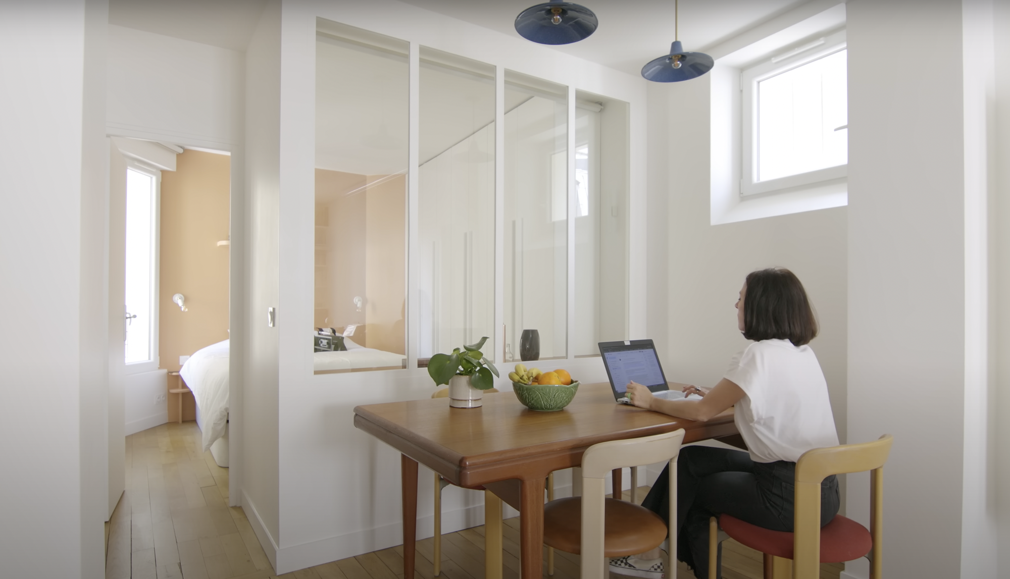 Căn nhà mơ ước của chàng trai độc thân: Diện tích nhỏ, chỉ có 1 phòng ngủ nhưng đầy tiện nghi - Ảnh 7. Căn nhà mơ ước của chàng trai độc thân: Diện tích nhỏ, chỉ có 1 phòng ngủ nhưng đầy tiện nghi - Ảnh 7.