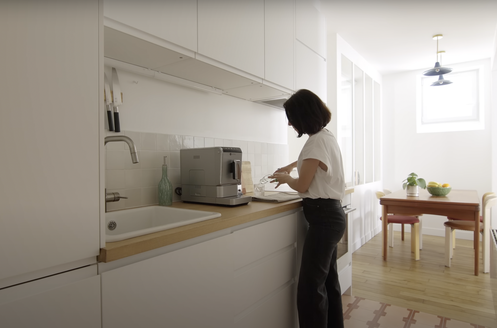 Căn nhà mơ ước của chàng trai độc thân: Diện tích nhỏ, chỉ có 1 phòng ngủ nhưng đầy tiện nghi - Ảnh 5. Căn nhà mơ ước của chàng trai độc thân: Diện tích nhỏ, chỉ có 1 phòng ngủ nhưng đầy tiện nghi - Ảnh 5.
