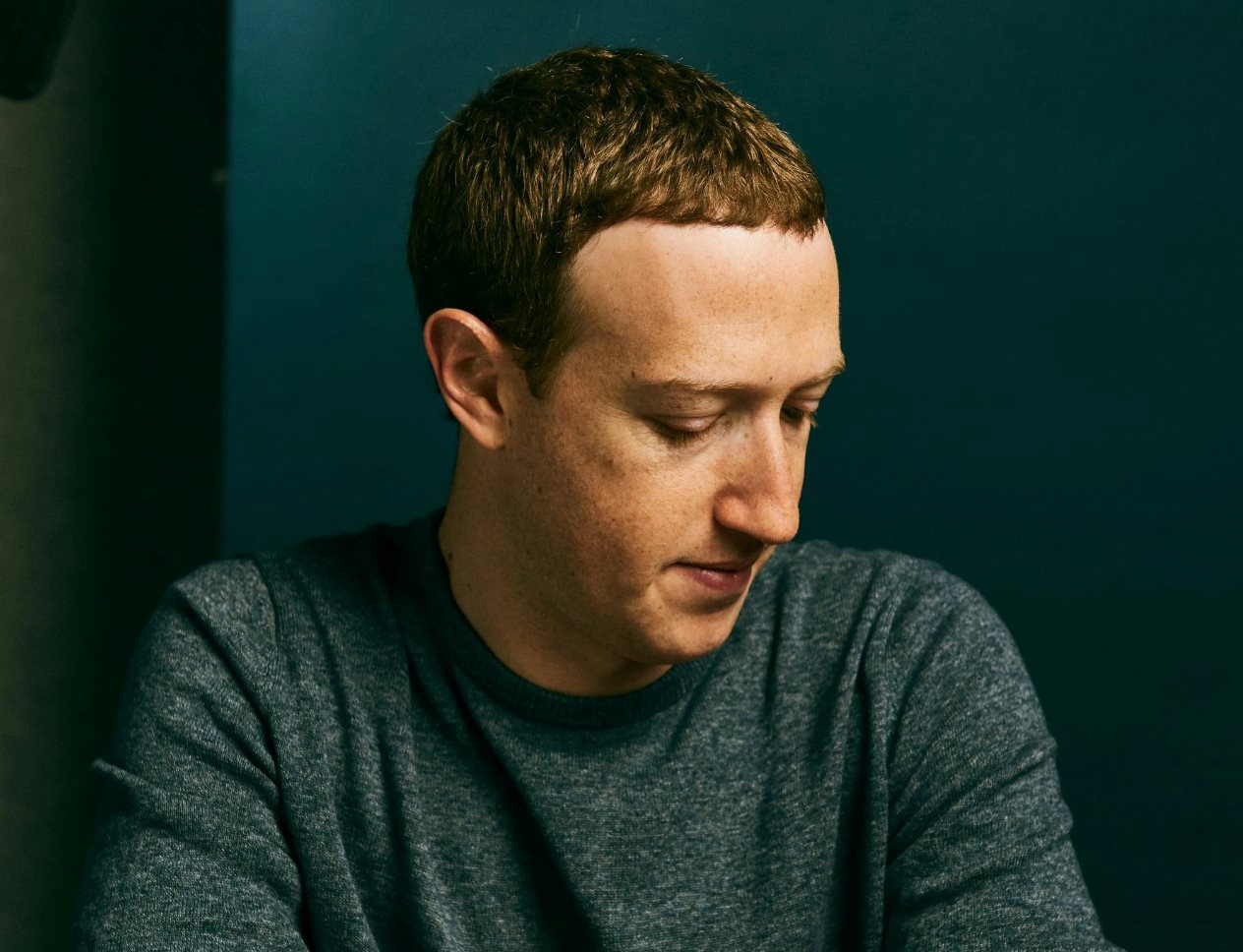 Mark Zuckerberg mất gần 50 tỷ USD sau 4 năm làm vũ trụ ảo: Tương đương vốn hoá Ford, bằng tài sản một tỷ phú giàu thứ 25 thế giới - Ảnh 1. Mark Zuckerberg mất gần 50 tỷ USD sau 4 năm làm vũ trụ ảo: Tương đương vốn hoá Ford, bằng tài sản một tỷ phú giàu thứ 25 thế giới - Ảnh 1.