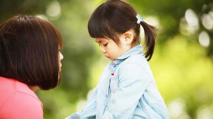 Các nhà khoa học vừa kết luận: Hành vi này có thể gây tổn thương cho trẻ ngang với lạm dụng tình dục - Ảnh 1. Các nhà khoa học vừa kết luận: Hành vi này có thể gây tổn thương cho trẻ ngang với lạm dụng tình dục - Ảnh 1.