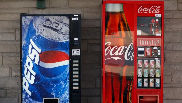 Coca Cola thắng thế Pepsi trong năm 2023: Bài học từ chiến lược tập trung và nhượng quyền đóng chai - Ảnh 1.