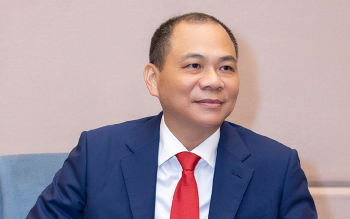 Ông Phạm Nhật Vượng đã tặng 7.000 tỷ đồng cho VinFast - Ảnh 1.