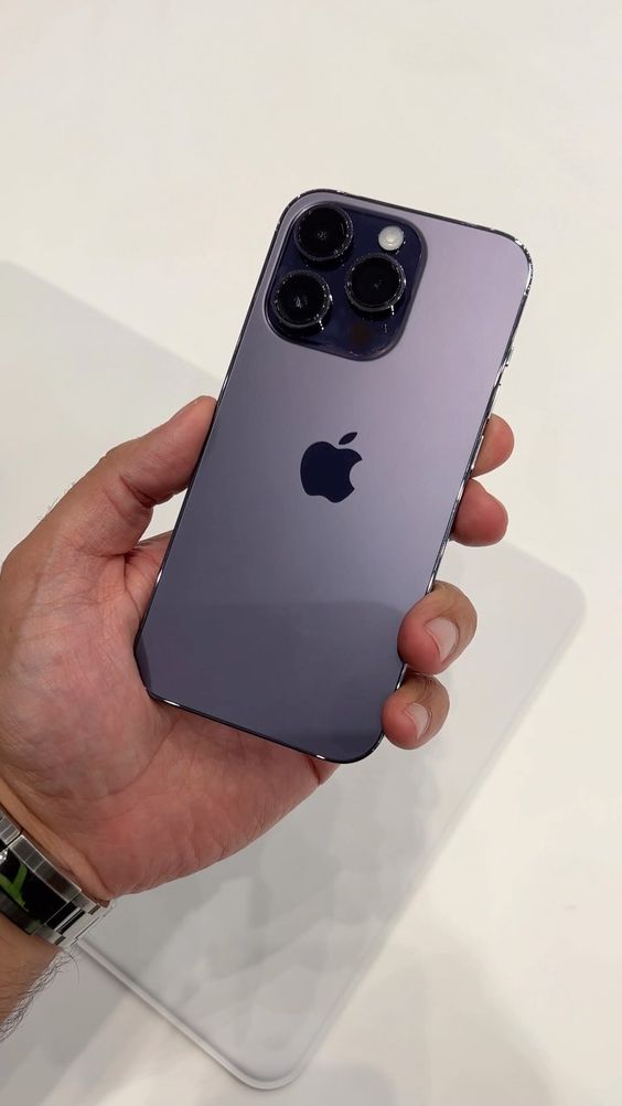 Đây là chiếc iPhone rớt giá nhanh nhất trong vòng 1 năm, người dùng đang có giá đẹp để mua - Ảnh 2. Đây là chiếc iPhone rớt giá nhanh nhất trong vòng 1 năm, người dùng đang có giá đẹp để mua - Ảnh 2.