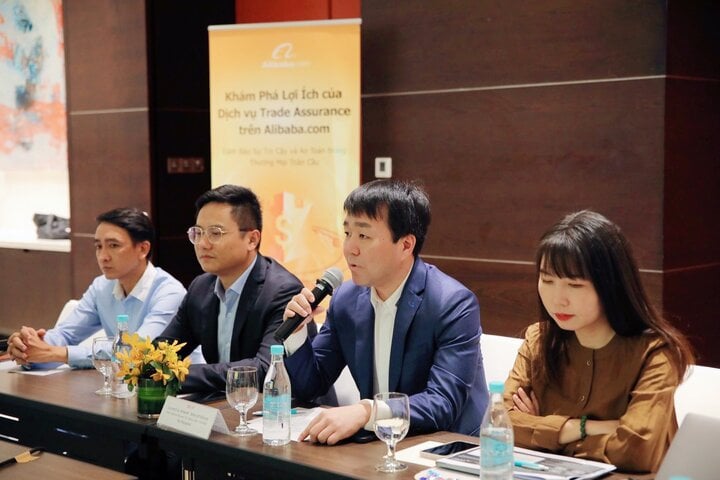 ‘Gã khổng lồ’ Alibaba giúp doanh nghiệp vừa và nhỏ ở Việt Nam bán hàng thế nào? - Ảnh 2.