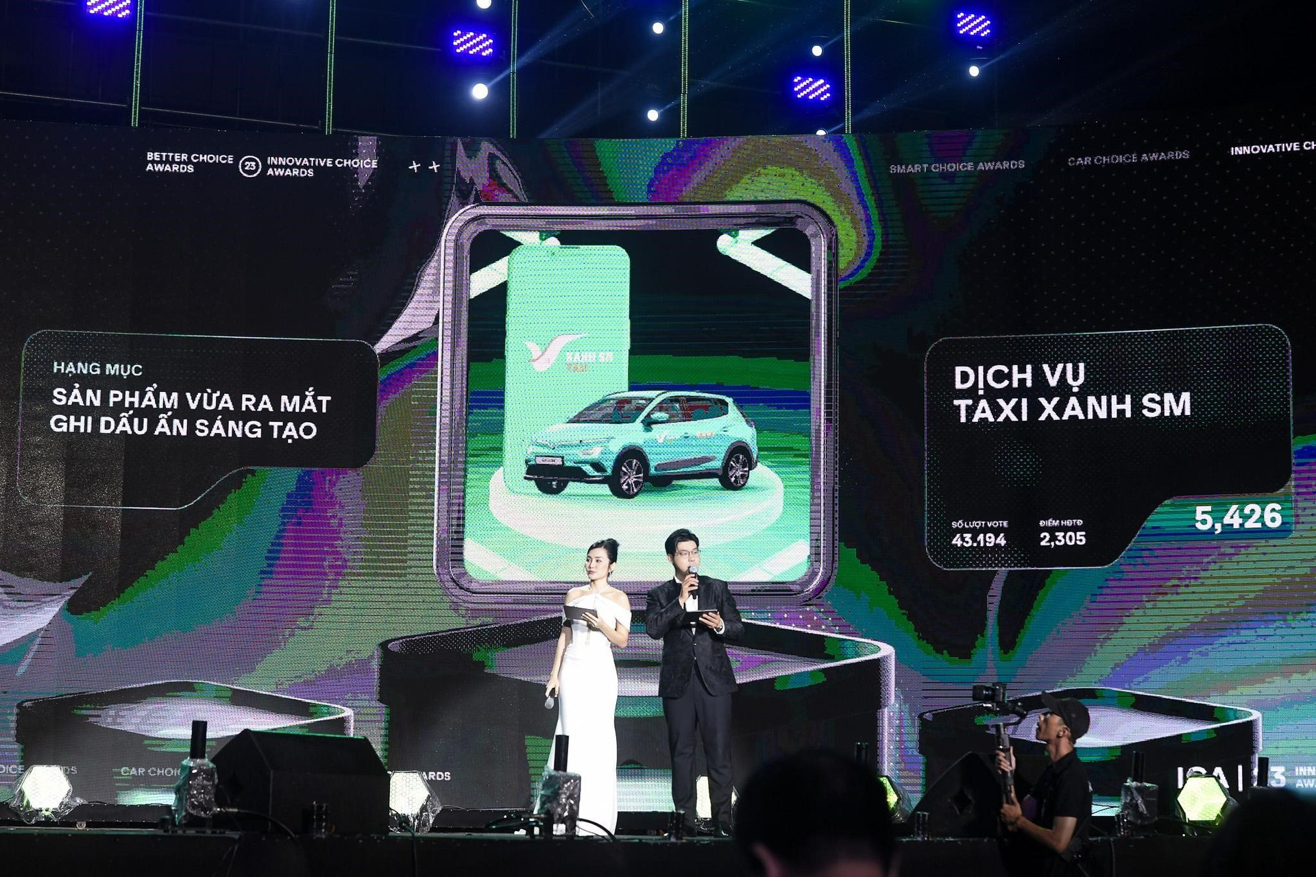 Dịch vụ Taxi Xanh SM thắng hạng mục “Sản phẩm vừa ra mắt ghi dấu ấn sáng tạo" tại Better Choice Awards 2023 - Ảnh 3.