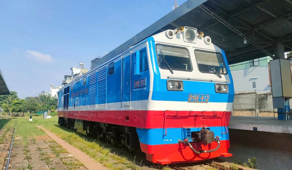 Thông tin bất ngờ về đường sắt Việt Nam: Toàn bộ 258 đầu máy, 5.300 toa tàu dừng hoạt động năm 2050? - Ảnh 3.