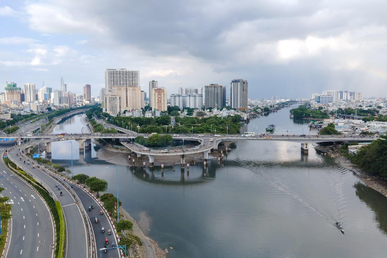 ‏Quận nhỏ nhất Việt Nam: Là một hòn đảo, có 8 cây cầu vượt sông - Ảnh 9.