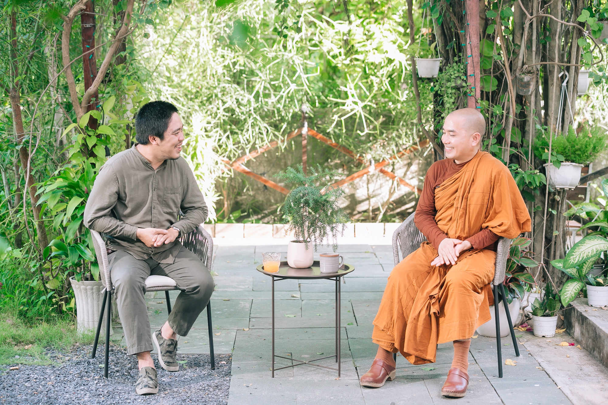 Giấy chứng nhận kết hôn đôi khi chỉ là lời cam kết, để giữ lửa hạnh phúc bạn phải làm điều này!- Ảnh 1. Giấy chứng nhận kết hôn đôi khi chỉ là lời cam kết, để giữ lửa hạnh phúc bạn phải làm điều này!- Ảnh 1.