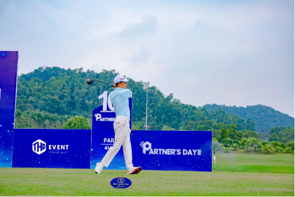 Độc đáo concept tổ chức hội nghị khách hàng kết hợp giải đấu golf chuyên nghiệp - Ảnh 2. Độc đáo concept tổ chức hội nghị khách hàng kết hợp giải đấu golf chuyên nghiệp - Ảnh 2.