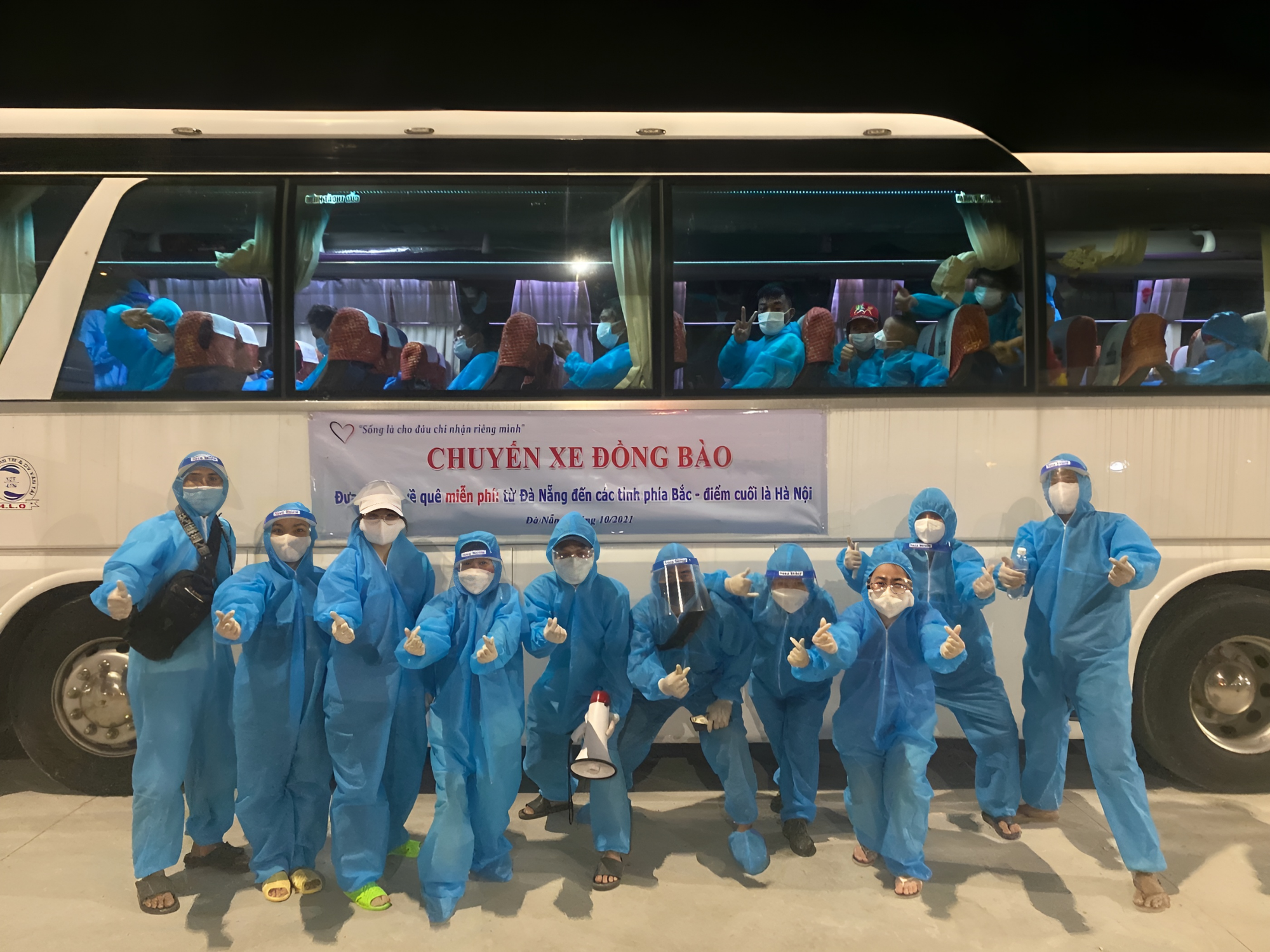 Nhóm bạn trẻ băng rừng, lội suối xây 17 ngôi trường cho học sinh vùng núi: "Các con đừng bỏ học nghe!" - Ảnh 16.