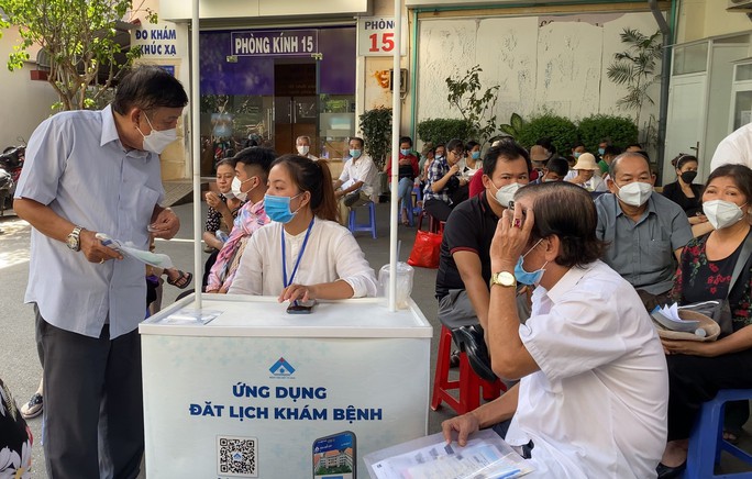 Quy định mới về BHYT có hiệu lực từ đầu tháng 12-2023 - Ảnh 1. Quy định mới về BHYT có hiệu lực từ đầu tháng 12-2023 - Ảnh 1.