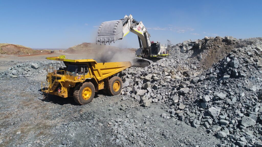 Bùng nổ ‘cơn sốt vàng’ mới, một quốc gia mong muốn trở thành siêu cường, tham vọng cạnh tranh với Trung Quốc ở một lĩnh vực quan trọng - Ảnh 1.