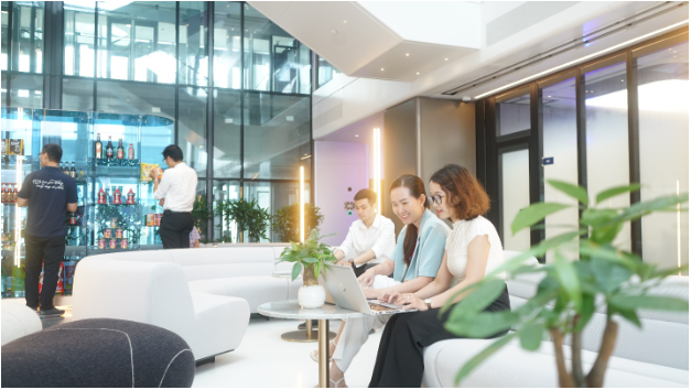 Masan Consumer Holdings xuất sắc đạt chứng nhận Great Place to Work®️ ️ - Ảnh 1. Masan Consumer Holdings xuất sắc đạt chứng nhận Great Place to Work®️ ️ - Ảnh 1.