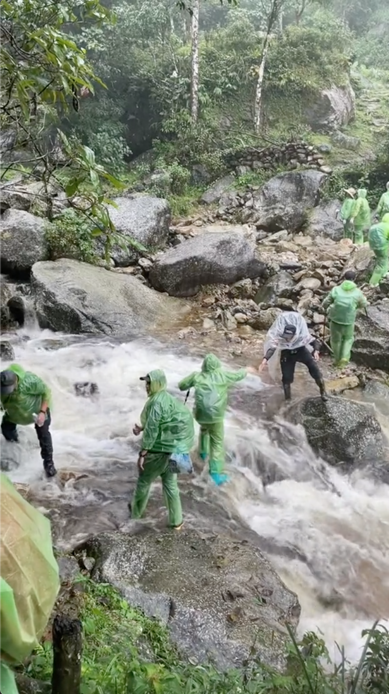 Cô gái chọn đi trekking để "chữa lành", kết quả thế nào mà "không nói nên lời"?- Ảnh 3.