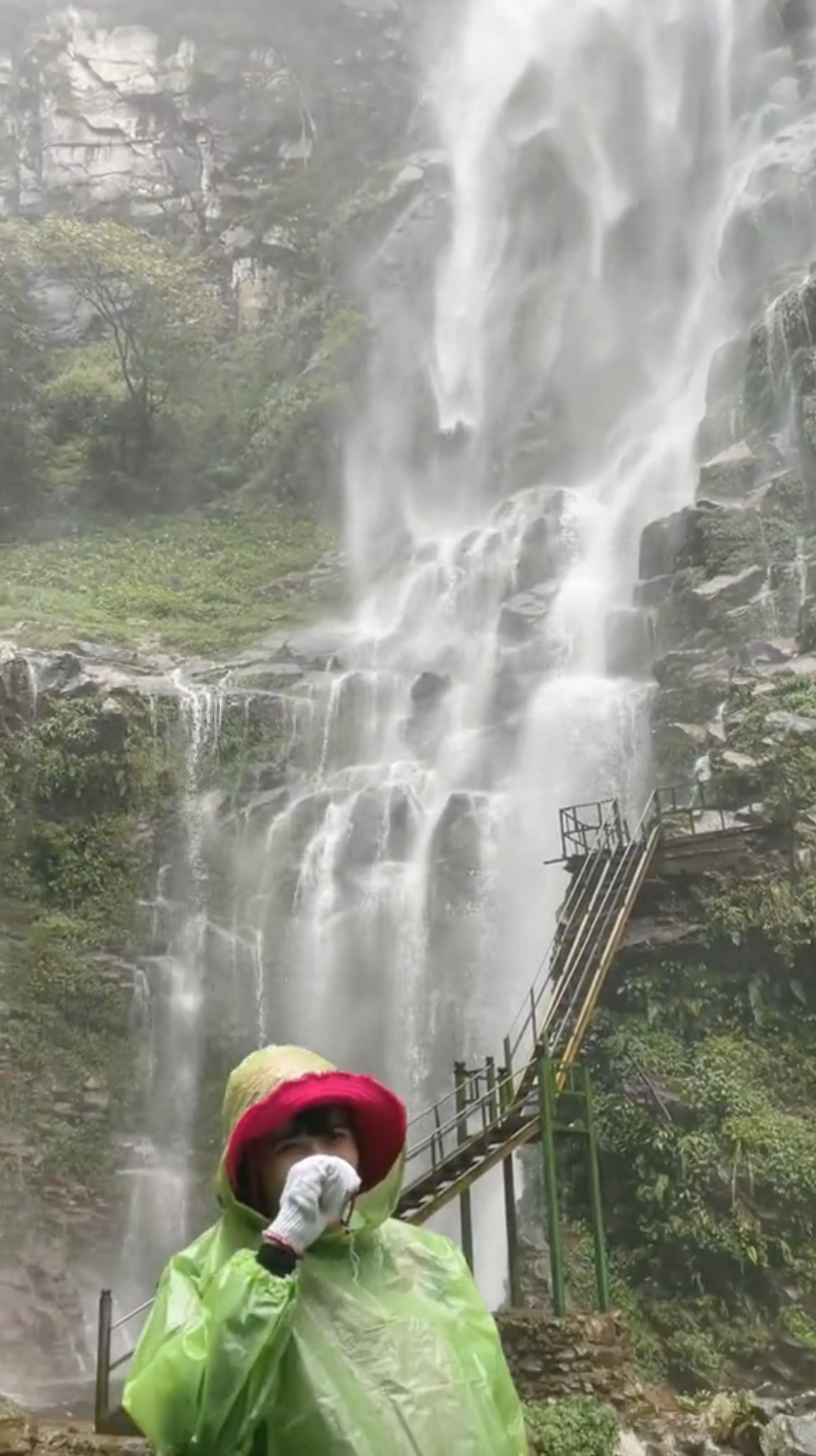 Cô gái chọn đi trekking để "chữa lành", kết quả thế nào mà "không nói nên lời"?- Ảnh 7.