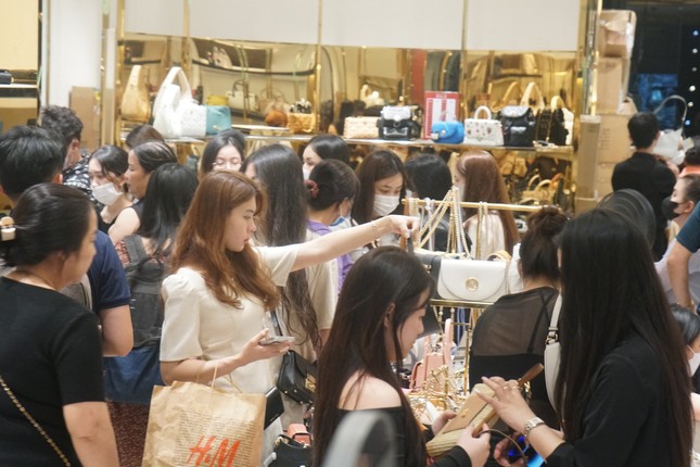 Black Friday: Không có ‘bão’ mua sắm, ‘vỡ’ kịch bản bán hàng - Ảnh 3.