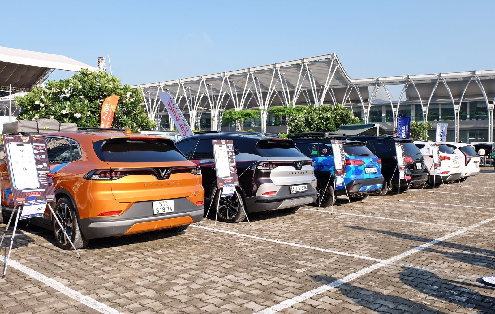 Không phải Trung Quốc, đây mới là thị trường xe điện đang 'bung lụa': doanh số vượt xe xăng, VinFast chuẩn bị xuất khẩu 3.000 xe trong quý 4 - Ảnh 1.
