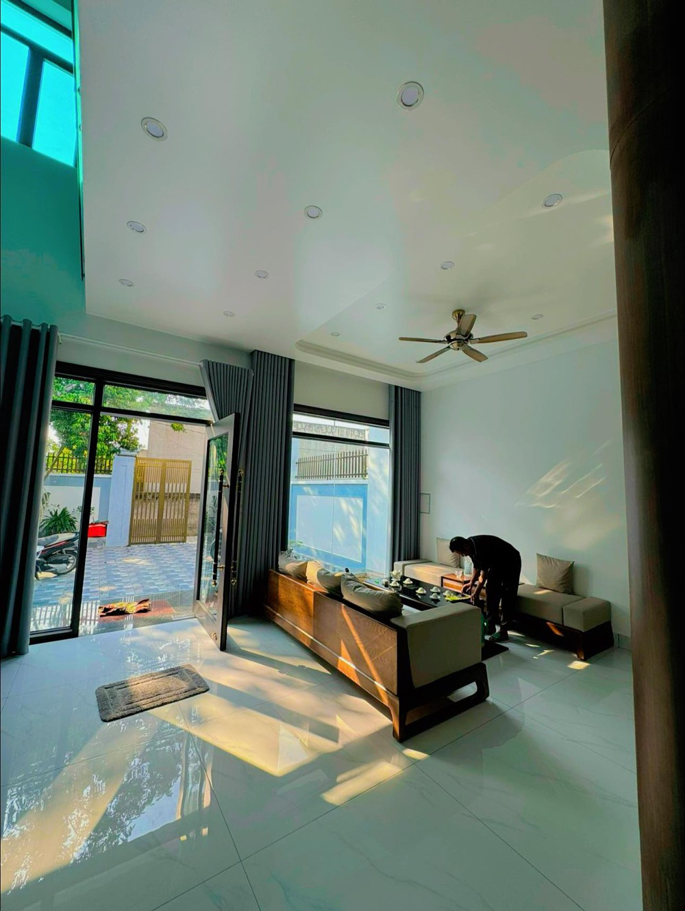 Vợ mất tích gần 30 năm, người đàn ông ở vậy nuôi 6 con, về già được gái út báo hiếu cơ ngơi 2 tỷ - Ảnh 4. Vợ mất tích gần 30 năm, người đàn ông ở vậy nuôi 6 con, về già được gái út báo hiếu cơ ngơi 2 tỷ - Ảnh 4.