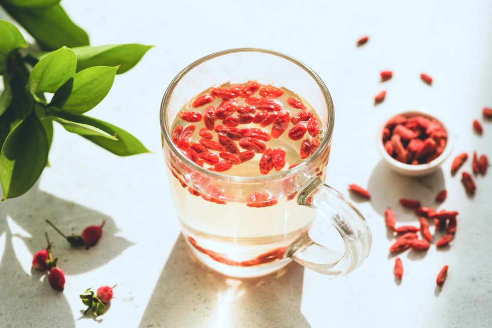 Loại quả được mệnh danh là cực phẩm làm đẹp và thuốc bổ thượng hạng giúp dưỡng gan, cải thiện thị lực rất tốt - Ảnh 4. Loại quả được mệnh danh là cực phẩm làm đẹp và thuốc bổ thượng hạng giúp dưỡng gan, cải thiện thị lực rất tốt - Ảnh 4.
