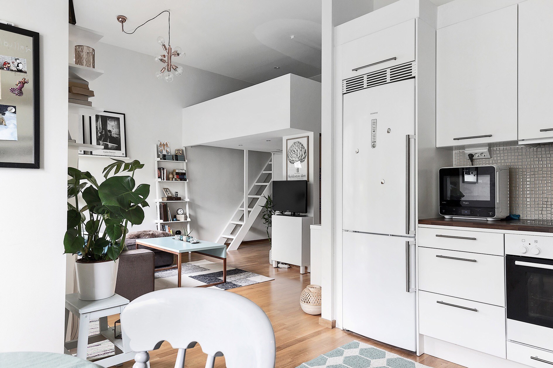 Căn hộ chỉ vỏn vẹn 40m² nhưng vẫn tạo cảm giác rộng thênh thang cho gia đình trẻ- Ảnh 12. Căn hộ chỉ vỏn vẹn 40m² nhưng vẫn tạo cảm giác rộng thênh thang cho gia đình trẻ- Ảnh 12.