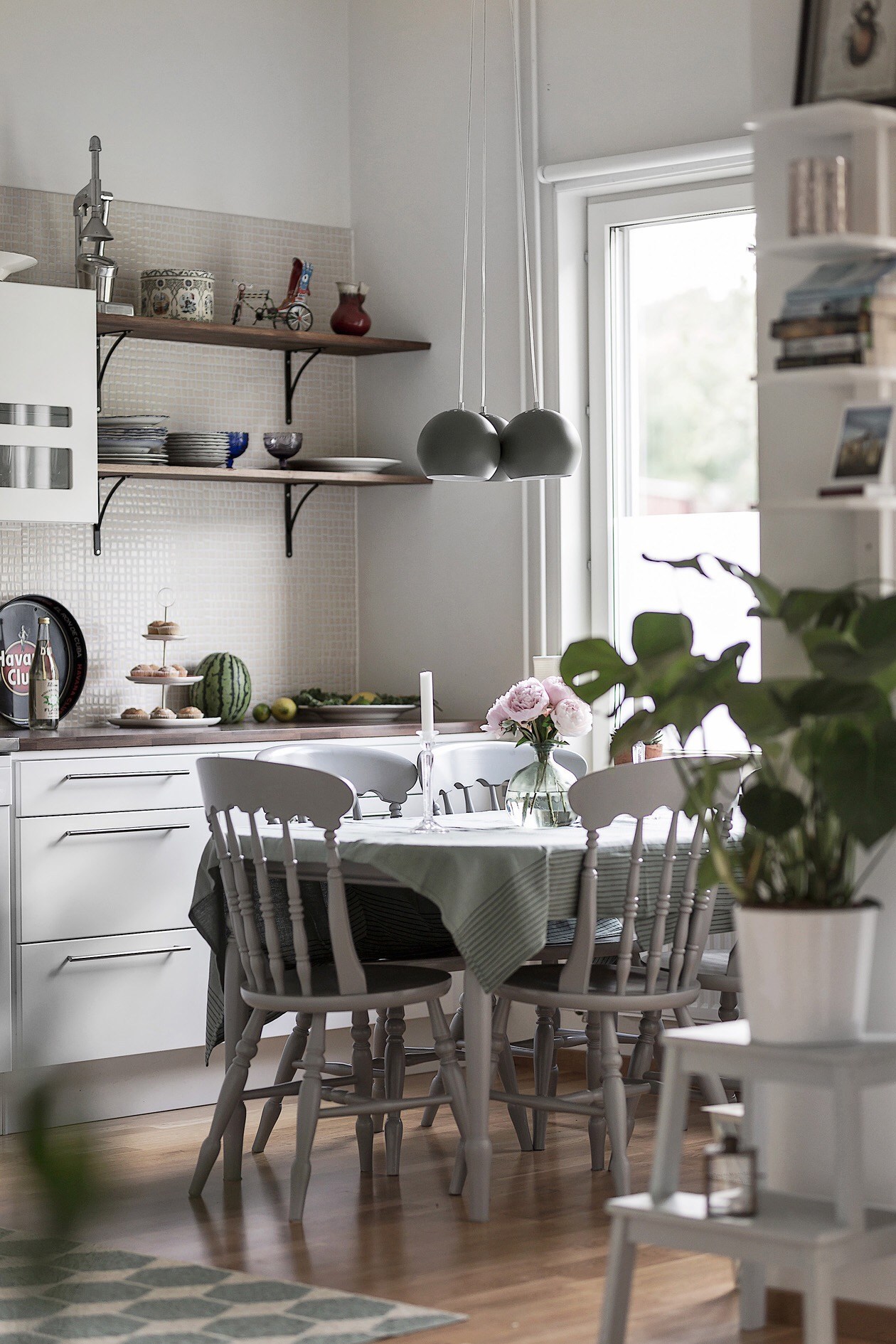 Căn hộ chỉ vỏn vẹn 40m² nhưng vẫn tạo cảm giác rộng thênh thang cho gia đình trẻ- Ảnh 9. Căn hộ chỉ vỏn vẹn 40m² nhưng vẫn tạo cảm giác rộng thênh thang cho gia đình trẻ- Ảnh 9.