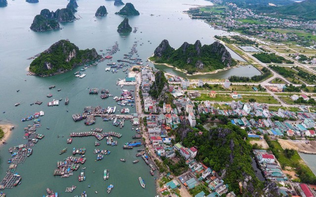 Huyện duy nhất cả nước có cả cao tốc, sân bay và cảng biển, sắp quy hoạch lên thành phố - Ảnh 1. Huyện duy nhất cả nước có cả cao tốc, sân bay và cảng biển, sắp quy hoạch lên thành phố - Ảnh 1.
