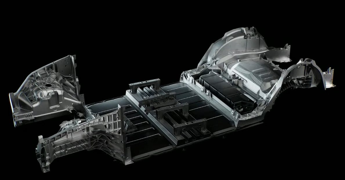 Toyota thừa nhận: Không phải cứ sản xuất được ô tô là làm được xe điện, bí quyết 50 năm bị thách thức bởi triết lý sản xuất xe như ‘làm iPhone’ của Elon Musk - Ảnh 5.