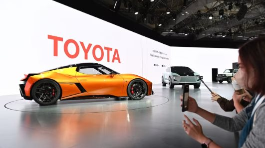 Buồn của Toyota: Trở thành nạn nhân mới nhất tại thị trường Trung Quốc, 'vua' xe xăng nhưng làm xe điện lại ế ẩm - Ảnh 1.