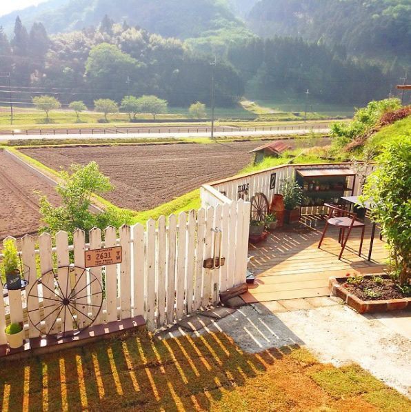 Bỏ về quê vì giá nhà đất ở thành phố đắt đỏ, vợ chồng hối hận chỉ sau 3 năm- Ảnh 2.