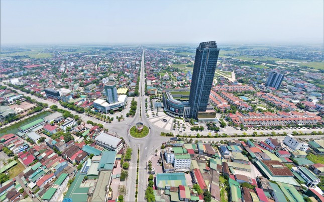 Một tỉnh bất ngờ nhảy vọt 15 bậc tăng trưởng kinh tế - Ảnh 1. Một tỉnh bất ngờ nhảy vọt 15 bậc tăng trưởng kinh tế - Ảnh 1.