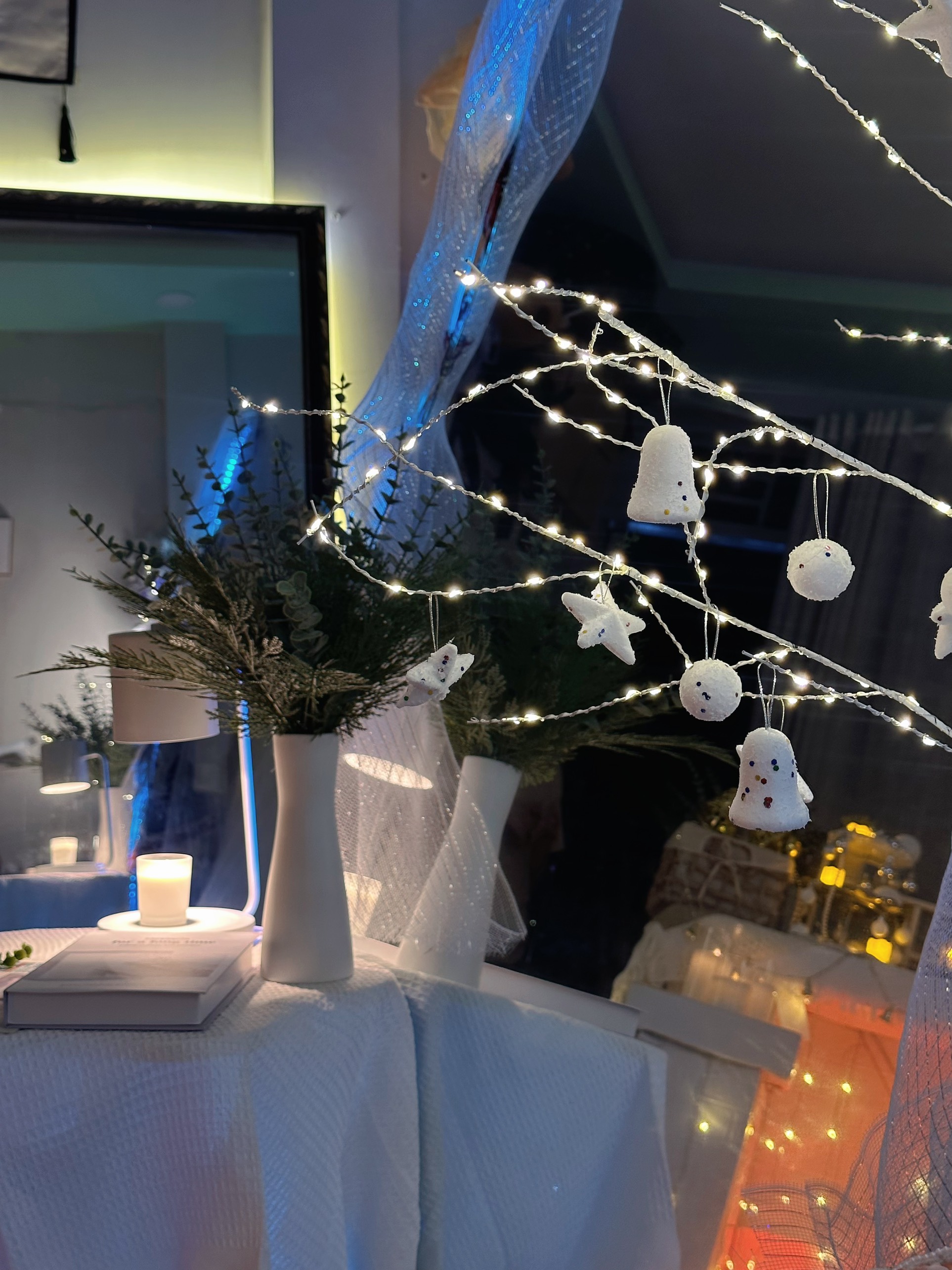 Đi thuê 5 triệu/ tháng nhưng chi 30 triệu mua nội thất: Vừa thay đổi decor và trang trí Giáng sinh hết 20 triệu đồng- Ảnh 13. Đi thuê 5 triệu/ tháng nhưng chi 30 triệu mua nội thất: Vừa thay đổi decor và trang trí Giáng sinh hết 20 triệu đồng- Ảnh 13.