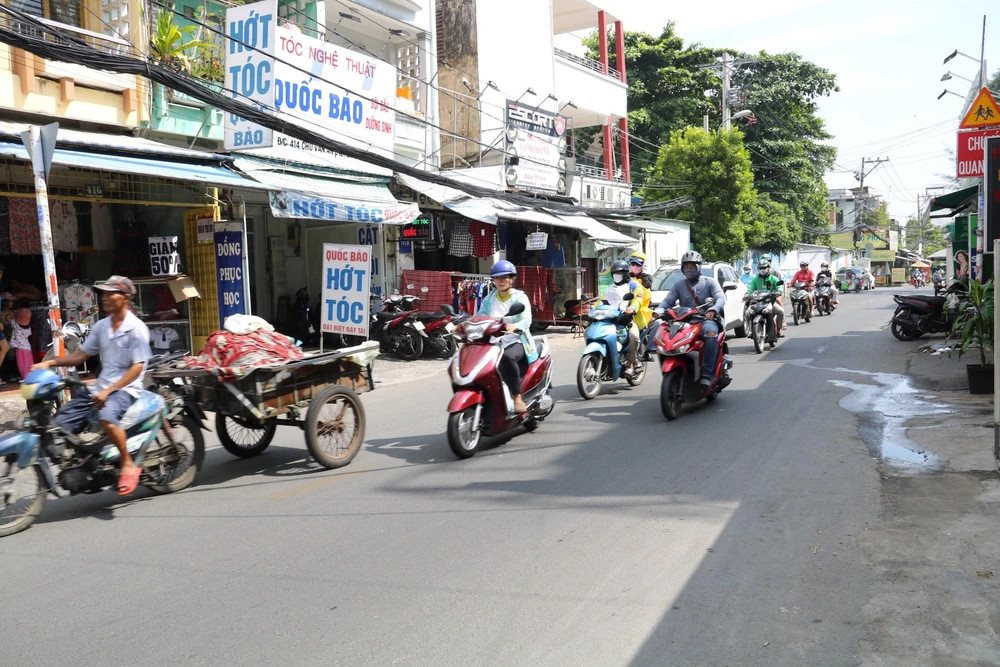 Một tuyến đường của quận Bình Thạnh (Tp.HCM) được chi hàng nghìn tỉ đồng để mở rộng - Ảnh 1. Một tuyến đường của quận Bình Thạnh (Tp.HCM) được chi hàng nghìn tỉ đồng để mở rộng - Ảnh 1.