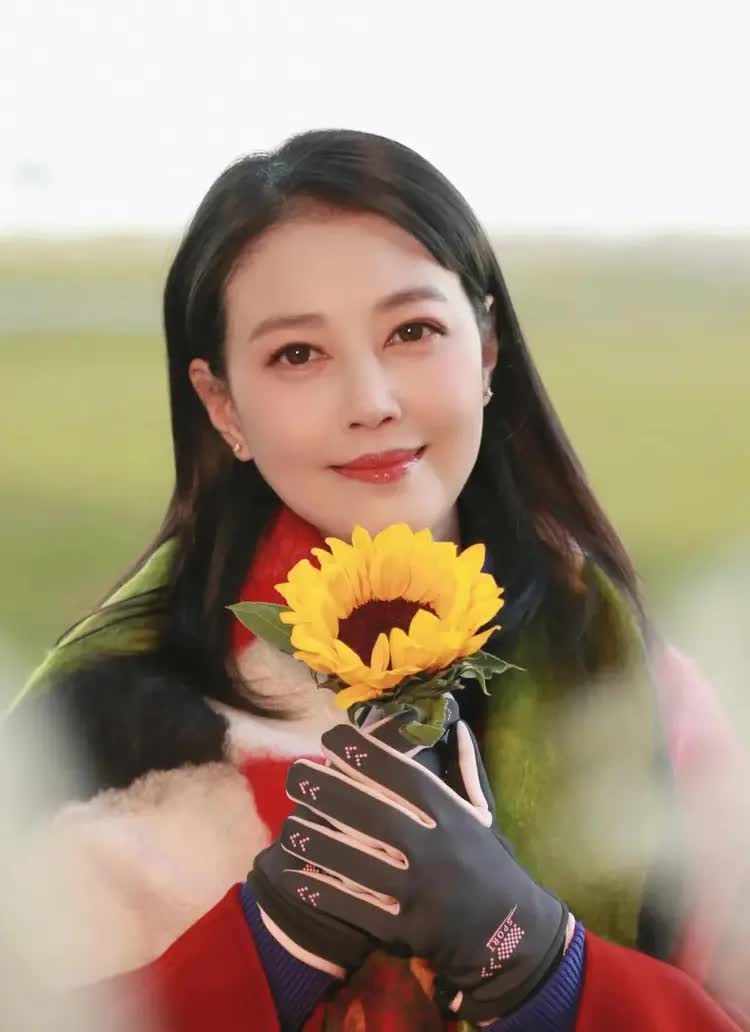 Bất ngờ xuất thân của cố diễn viên Châu Hải My: Qua Nhĩ Giai thị - đệ nhất quý tộc Mãn Châu thời nhà Thanh- Ảnh 1.