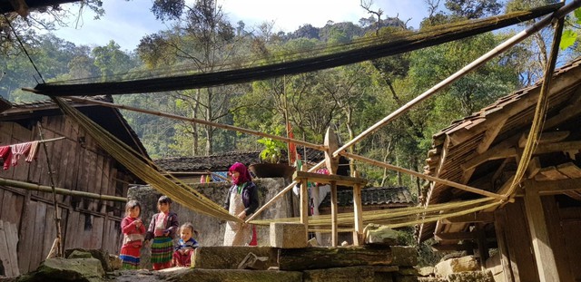 &quot;Ngôi làng địa ngục&quot; gây sốt trong phim kinh dị Việt, không phải là bối cảnh giả, điểm này cách Hà Nội gần 300km - Ảnh 10.