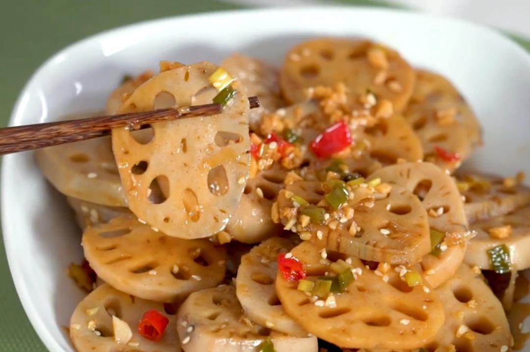 Ăn củ sen vào mùa đông tốt hơn thịt, bổ hơn sâm: Cần tránh ăn theo 4 cách này vì dễ hại thân- Ảnh 4. Ăn củ sen vào mùa đông tốt hơn thịt, bổ hơn sâm: Cần tránh ăn theo 4 cách này vì dễ hại thân- Ảnh 4.