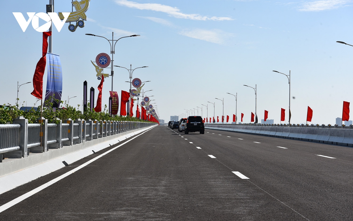 Diện mạo những công trình giao thông tiêu biểu của Thủ đô Hà Nội năm 2023 - Ảnh 3.