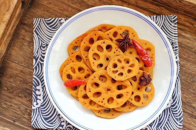 Ăn củ sen vào mùa đông tốt hơn thịt, bổ hơn sâm: Cần tránh ăn theo 4 cách này vì dễ hại thân- Ảnh 5. Ăn củ sen vào mùa đông tốt hơn thịt, bổ hơn sâm: Cần tránh ăn theo 4 cách này vì dễ hại thân- Ảnh 5.