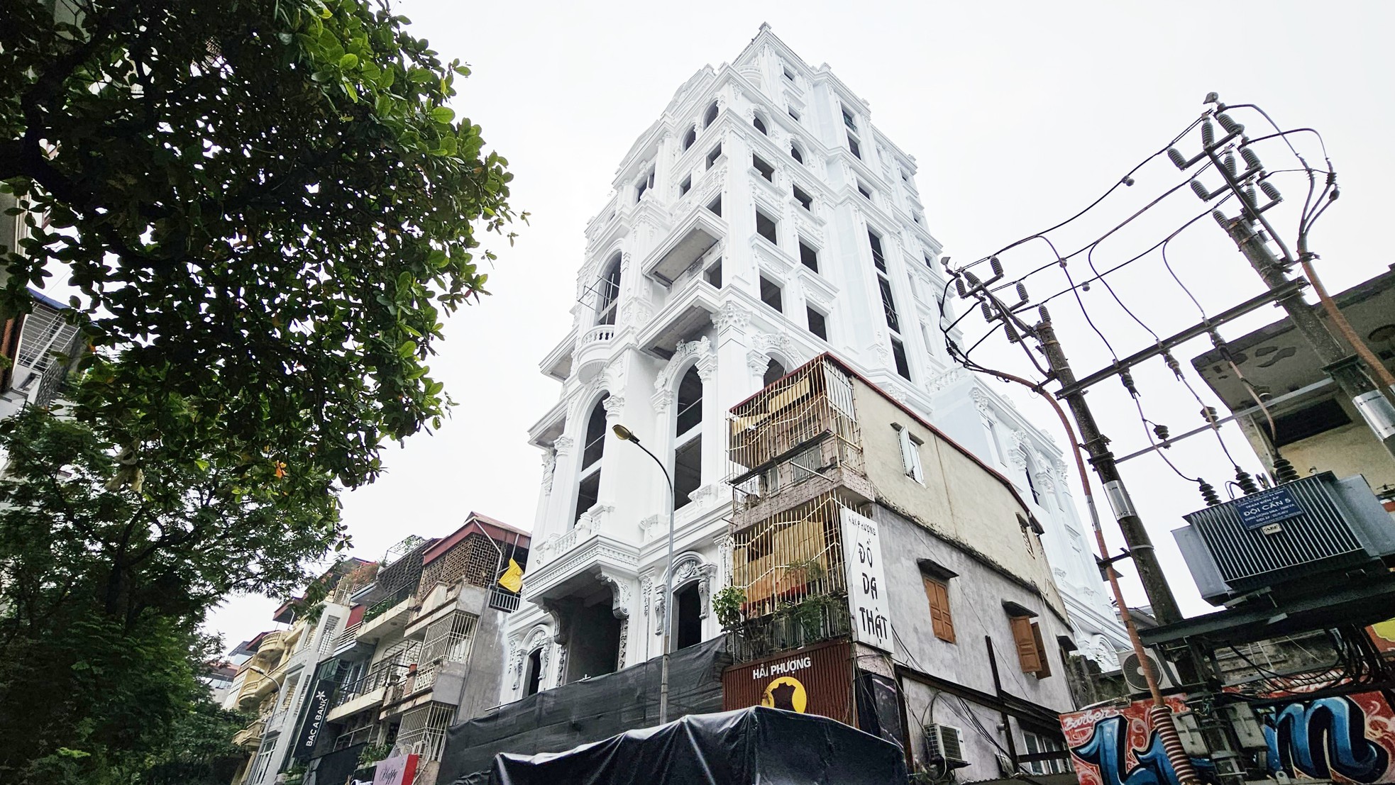 Cao ốc 10 tầng quận trung tâm không tìm thấy hồ sơ cấp phép khi Hà Nội yêu cầu làm rõ - Ảnh 14.