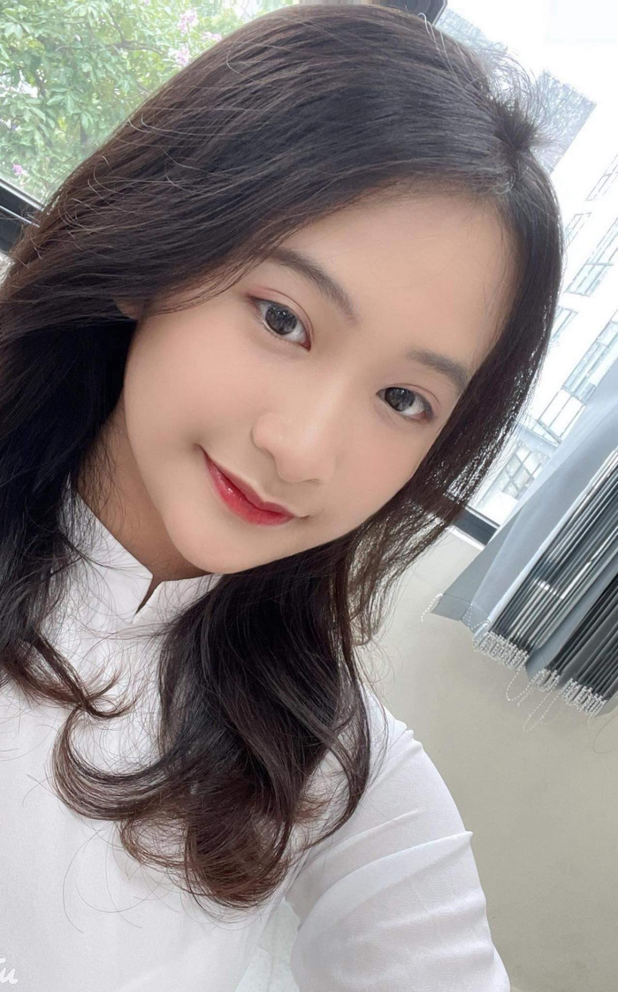 Nữ sinh lớp 11 đúng chuẩn "con nhà người ta": Đã xinh còn học giỏi, vẽ đẹp, biết 4 ngoại ngữ, thành thạo 4 loại nhạc cụ - Ảnh 6.