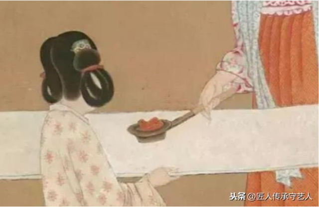 Lão nông tình cờ đào vật thể dài có cán, chuyên gia vừa nhìn liền phong tỏa cả cánh đồng - Ảnh 2.