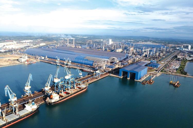 Vùng kinh tế trọng điểm miền Trung sẽ có cảng hàng không, sân bay- Ảnh 2. Vùng kinh tế trọng điểm miền Trung sẽ có cảng hàng không, sân bay- Ảnh 2.