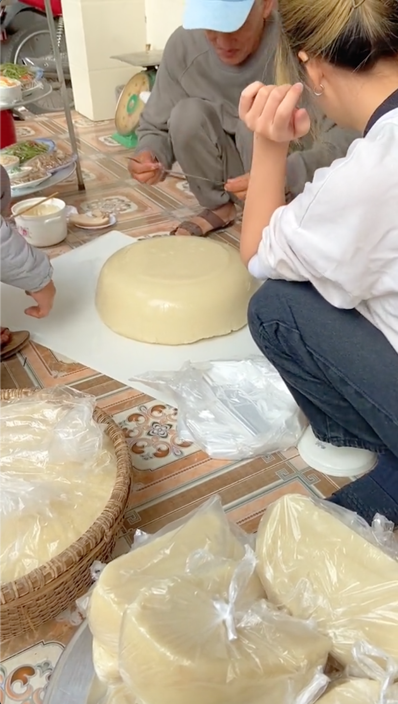 Món xôi độc lạ mà nhiều người Việt không hề biết: Nhìn vừa giống bánh dày, vừa giống bánh đúc- Ảnh 5. Món xôi độc lạ mà nhiều người Việt không hề biết: Nhìn vừa giống bánh dày, vừa giống bánh đúc- Ảnh 5.
