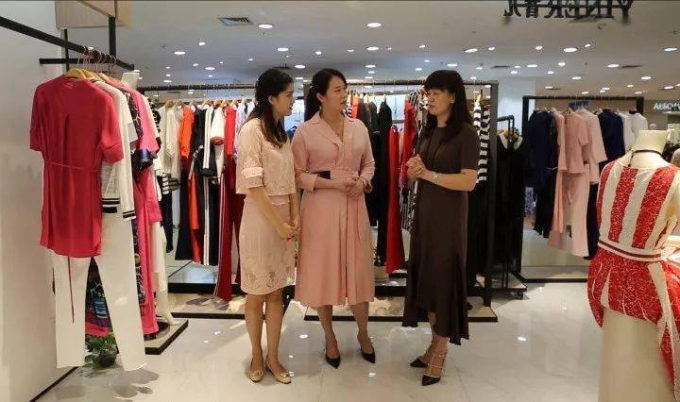 Bạn không biết mặc cả khi mua quần áo? Chỉ cần bạn nói được 5 câu thì sẽ không bao giờ bị mua hớ - Ảnh 2.