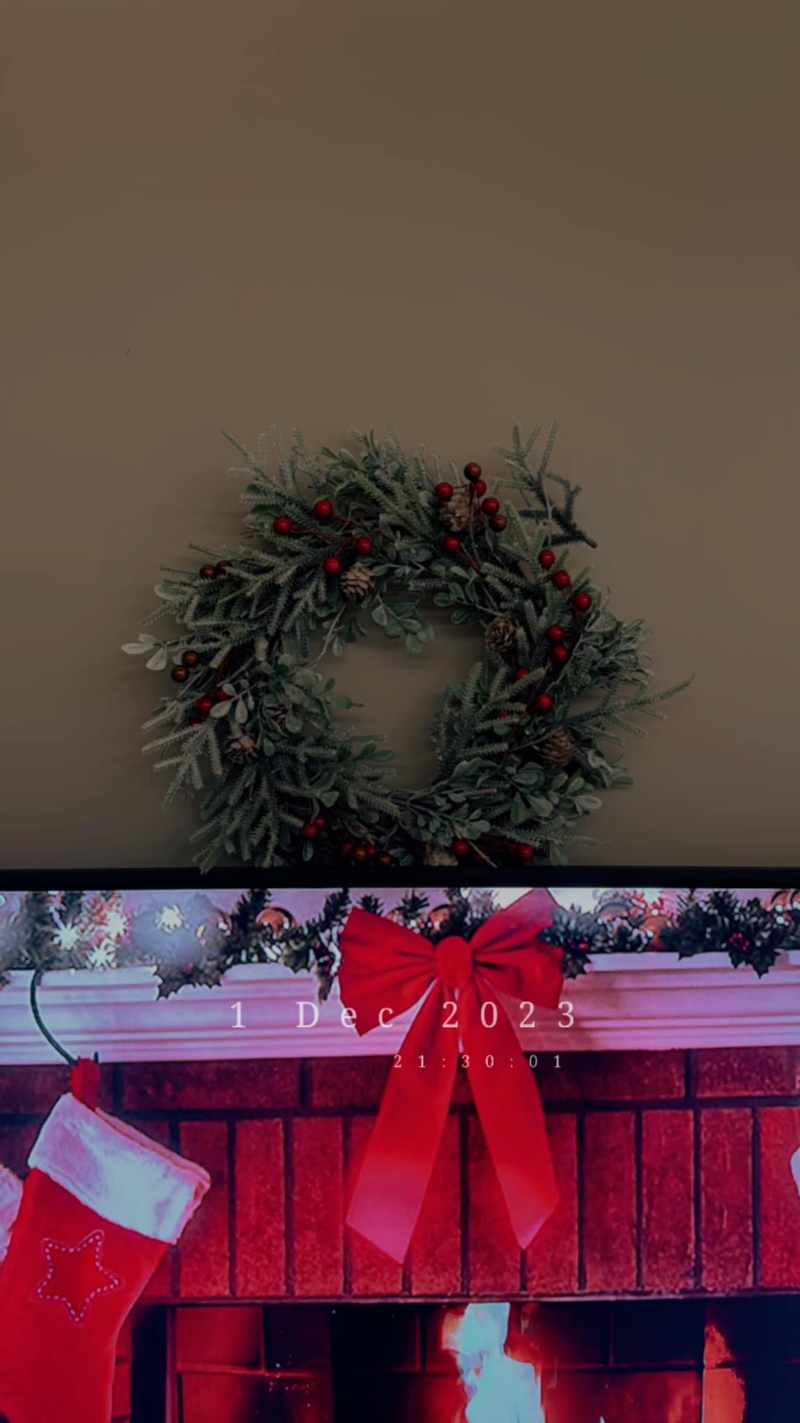 Đường đua decor Noel tăng nhiệt: Lộ diện cây thông độc lạ "thị phi" nhất, style đơn giản bất ngờ thu hút triệu người- Ảnh 14.