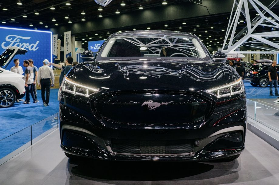 "Nước Mỹ không thể có xe điện 'Made in USA' nếu không có Trung Quốc" - Ảnh 1.
