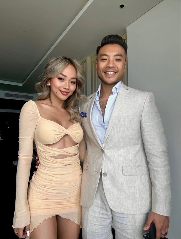 Đường đua decor Noel tăng nhiệt: Lộ diện cây thông độc lạ "thị phi" nhất, style đơn giản bất ngờ thu hút triệu người- Ảnh 21.