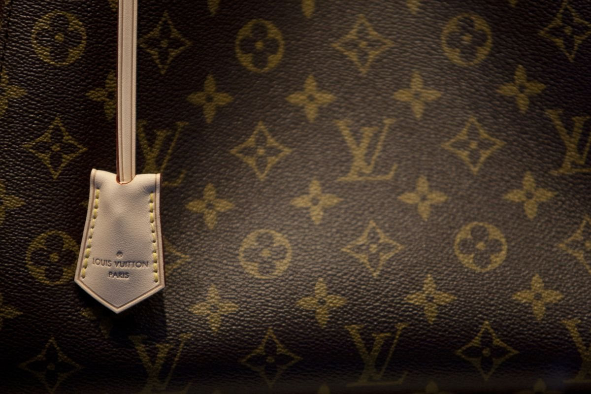 Chi tiết 61 về louis vuitton first store paris hay nhất  cdgdbentreeduvn