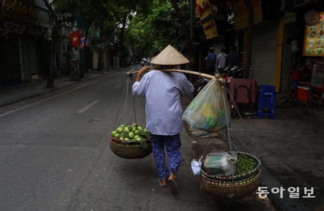 Phóng viên Hàn Quốc thích thú thốt lên: &quot;Ở Việt Nam, mọi thứ đều ở trên đường!&quot; - Ảnh 7.